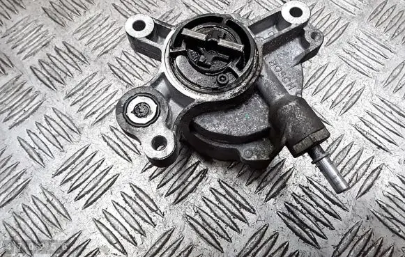 Volvo V70 Vacuum pump