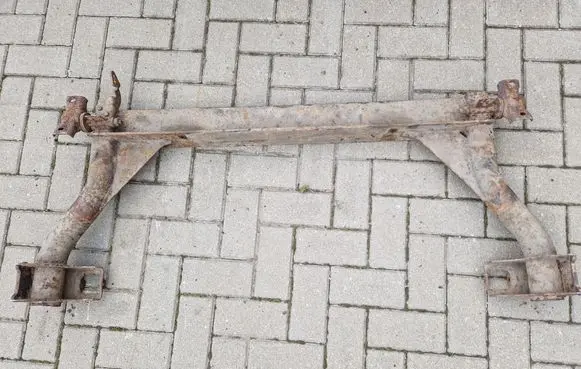 Volkswagen Golf I Rear axle beam 171500051C