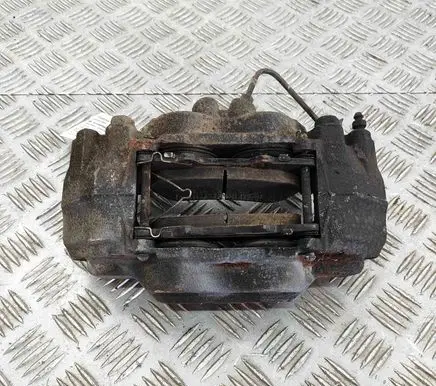 Toyota Hilux (AN10, AN20, AN30) Front brake caliper 477307101084 4773071010