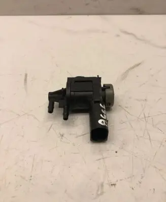 Audi A6 S6 C6 4F Turbo solenoid valve 1K0906283A 3657C
