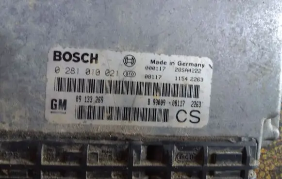 Opel Zafira A Engine control unit/module 0281010021 09133269