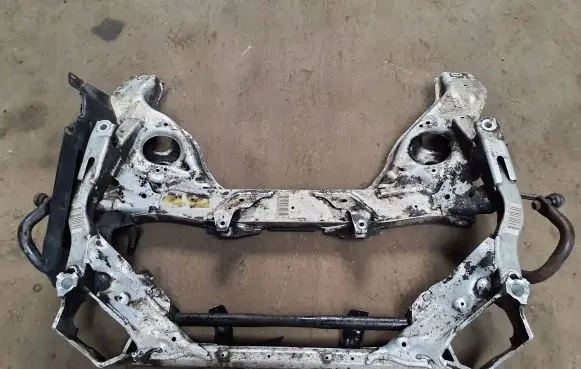 BMW 1 E81 E87 Front subframe 500069711