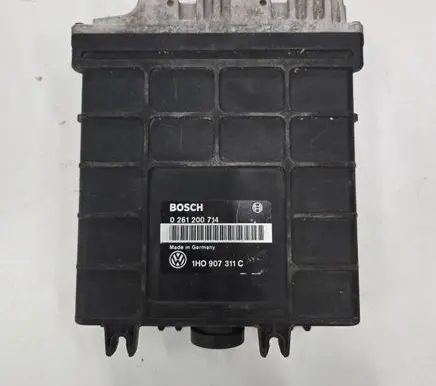 Volkswagen Golf III Engine control unit/module 1H0907311C 0261200714