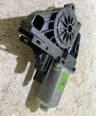 Jeep Cherokee Front door window regulator motor 931403103 WR12745 161207