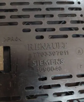 Renault Scenic I Comfort/convenience module 7703397911 1096046
