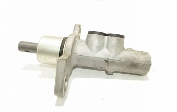 Volkswagen PASSAT B5 Master brake cylinder