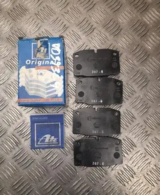 Opel Omega A Brake pads (rear) 13046070482
