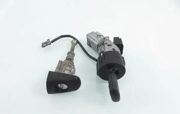 Citroen C4 I Ignition lock N0502073 N0502455 9663123380