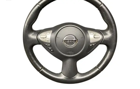 Nissan Juke I F15 Steering wheel 34164696B 34126715A
