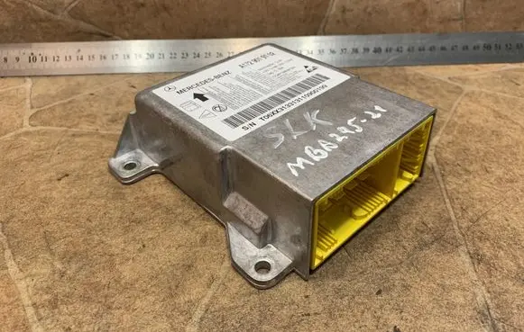 Mercedes-Benz SLK R172 Airbag control unit/module A1729019102
