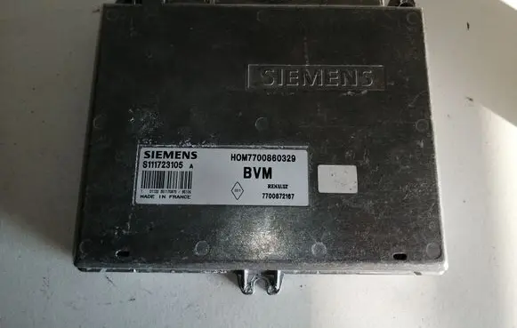 Renault Espace II Engine control unit/module 7700872167 S111723105A