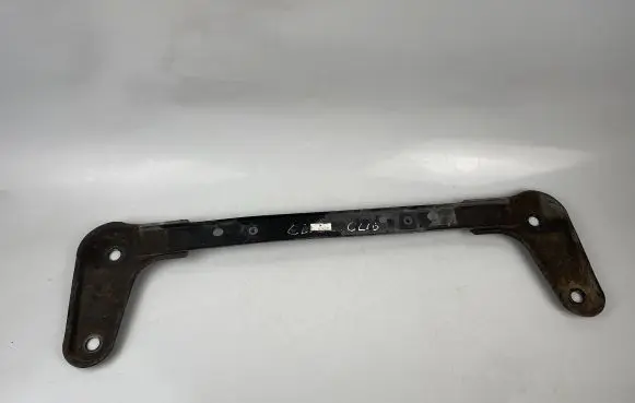 Renault Clio IV Radiator mount bracket 820053743