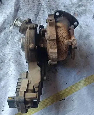 Land Rover Range Rover Sport L494 Turbo AX2Q6K682CB
