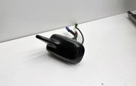Audi Q5 SQ5 Aerial GPS antenna 8R0035503C