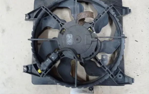 Hyundai Santa Fe Electric radiator cooling fan