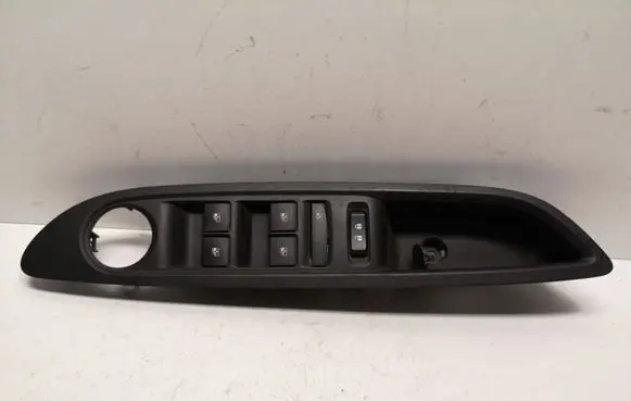 Opel Mokka Electric window control switch 13305011 95025518