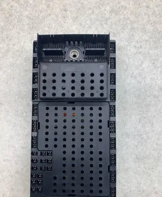 Volvo XC70 Comfort/convenience module 08679899 02W354 08696098