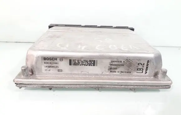 Volvo V70 Engine control unit/module 0281011441 1039S04101