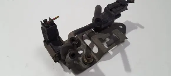Mazda 121 Turbo solenoid valve K5T48072 F2851207