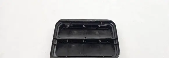 Renault Scenic III - Grand scenic III Quarter panel pressure vent 7700838358