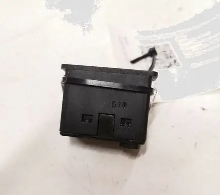 BMW 3 E90 E91 AUX in-socket connector 61316930561