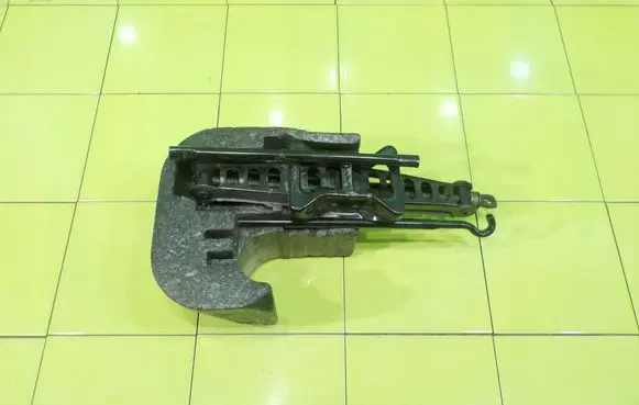Dodge Journey Other interior part 04766386AB NAPRAWCZY