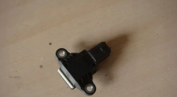 Mazda 3 II Airbag deployment crash/impact sensor BBM457KC0