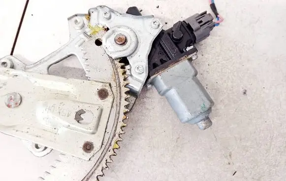 Front door window regulator motor