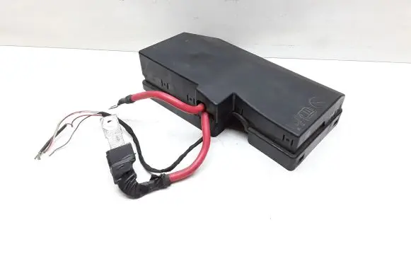 Volvo V40 Fuse module 31346998 31337532 30659046