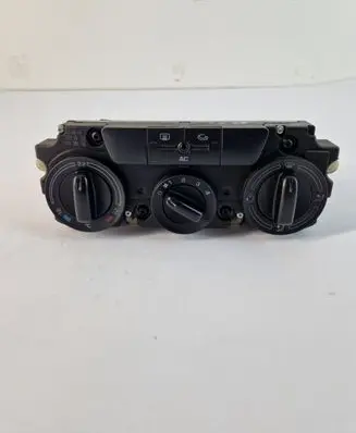 Skoda Octavia Mk2 (1Z) Climate control unit