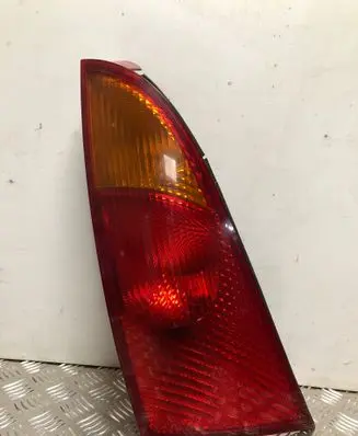 Ford Focus Rear/tail lights XS4X13405