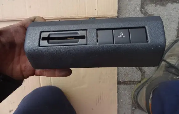 Peugeot 3008 I Ignition key card reader 9682812877