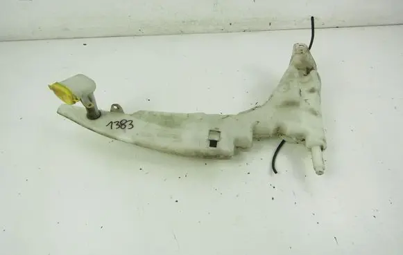 Ford Focus C-MAX Windshield washer fluid reservoir/tank 