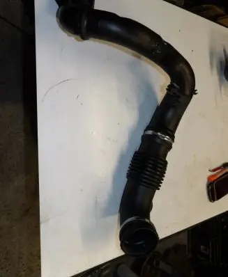 Renault Master III Intercooler hose/pipe 165763705R