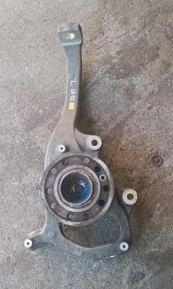 Mercedes-Benz E W213 Front wheel hub spindle knuckle 2133324700