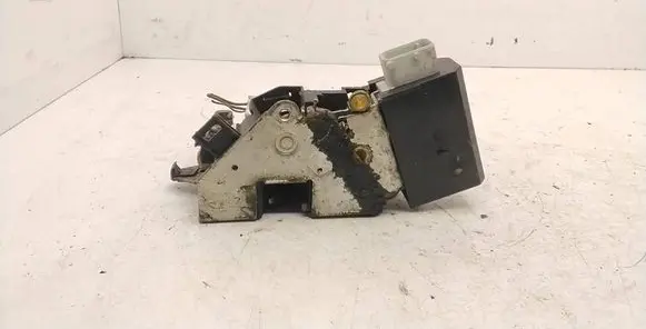 BMW 7 E38 Rear door lock 40620751 8352165