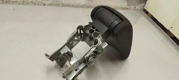 Audi Q2 - Armrest 81a864283b