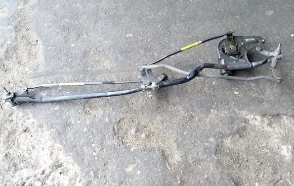 Opel Sintra Front wiper linkage 