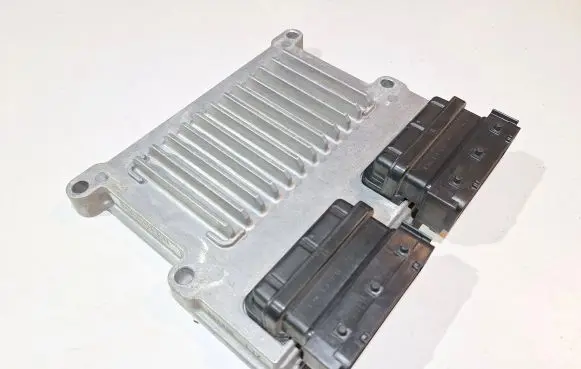 Hyundai Genesis Engine control unit/module 391053CEE5 11883011
