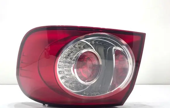 Volkswagen Golf Plus Rear/tail lights 5M0945096S