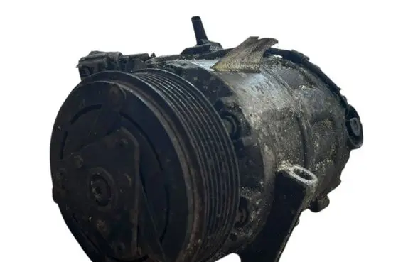Renault Laguna III Air conditioning (A/C) compressor (pump) 8200890987c