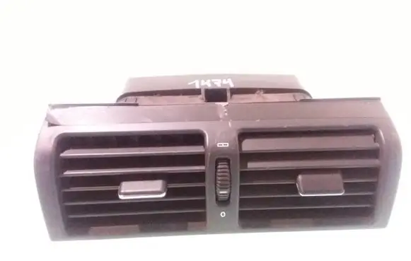 Dash center air vent grill