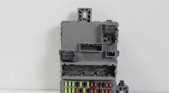 Honda Civic X Fuse module 7DA006XE