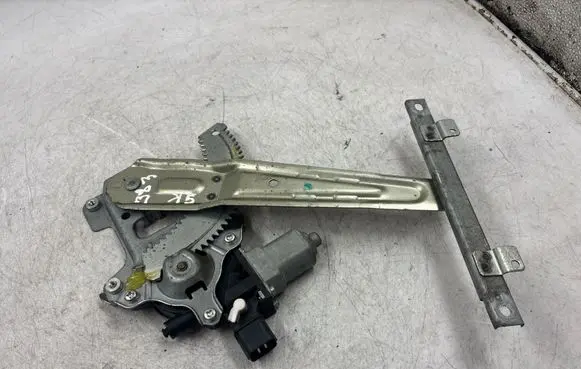 Mitsubishi Lancer X Rear door window regulator with motor 807210