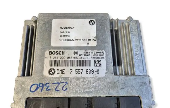 BMW 3 E90 E91 Engine control unit/module 0261209085 1039S10883 7557809