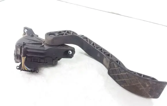 Audi A6 S6 C5 4B Accelerator throttle pedal 8D1723523N 6PV00837602