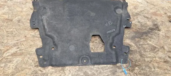 Volvo XC60 Engine splash shield/under tray AG9N-6P013-BB
