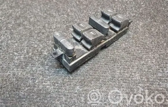Volkswagen PASSAT B5 Electric window control switch 1J4959857 03755000