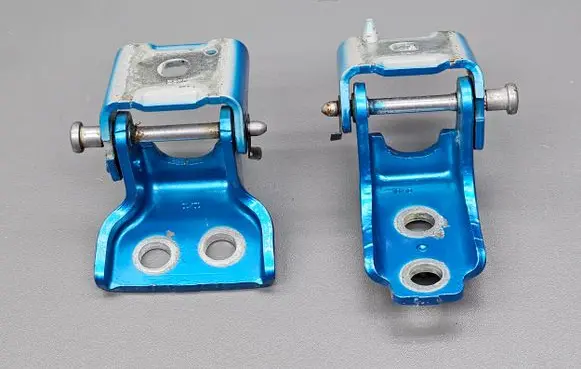Citroen C3 Rear door hinge set 
