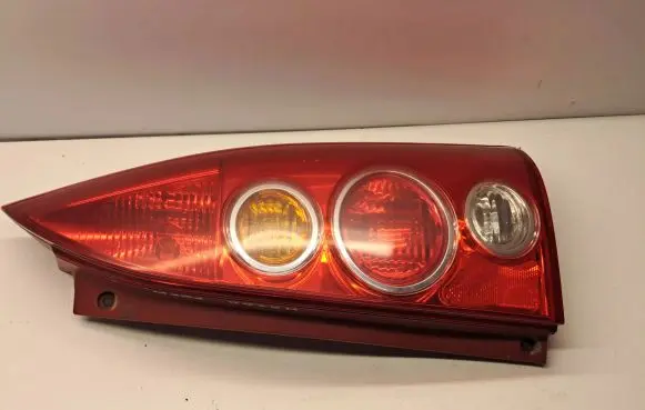 Mazda Premacy Rear/tail lights 22061961